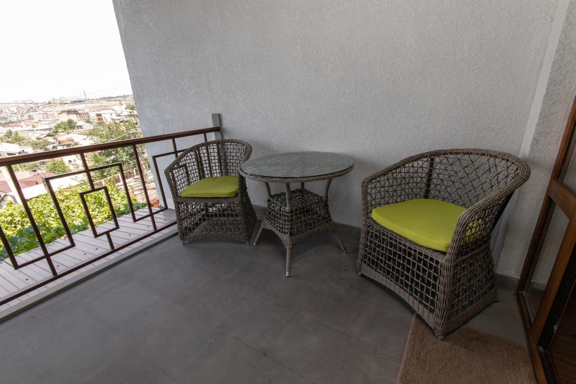 יירבאן Hillside Guest House מראה חיצוני תמונה