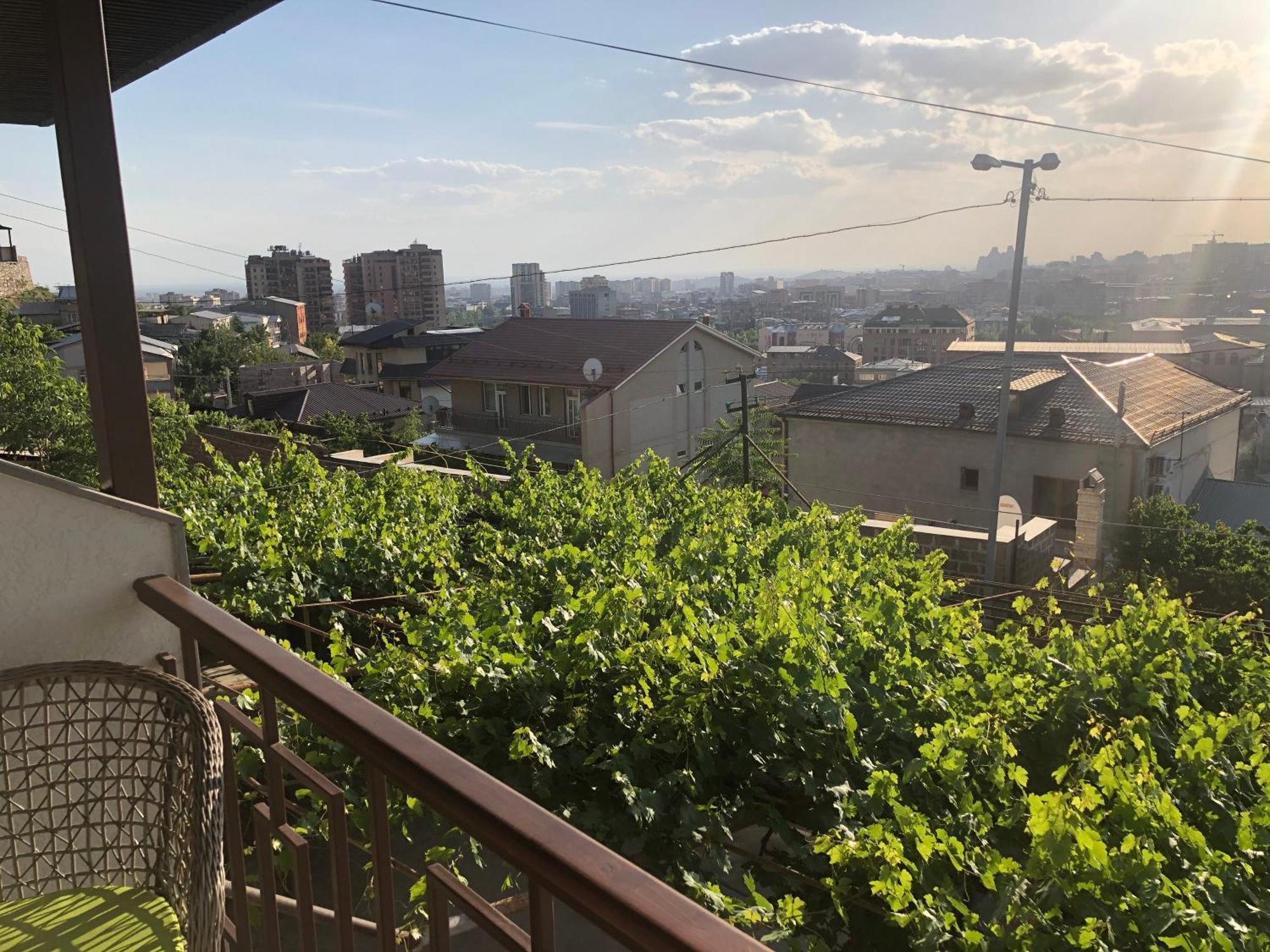 יירבאן Hillside Guest House מראה חיצוני תמונה