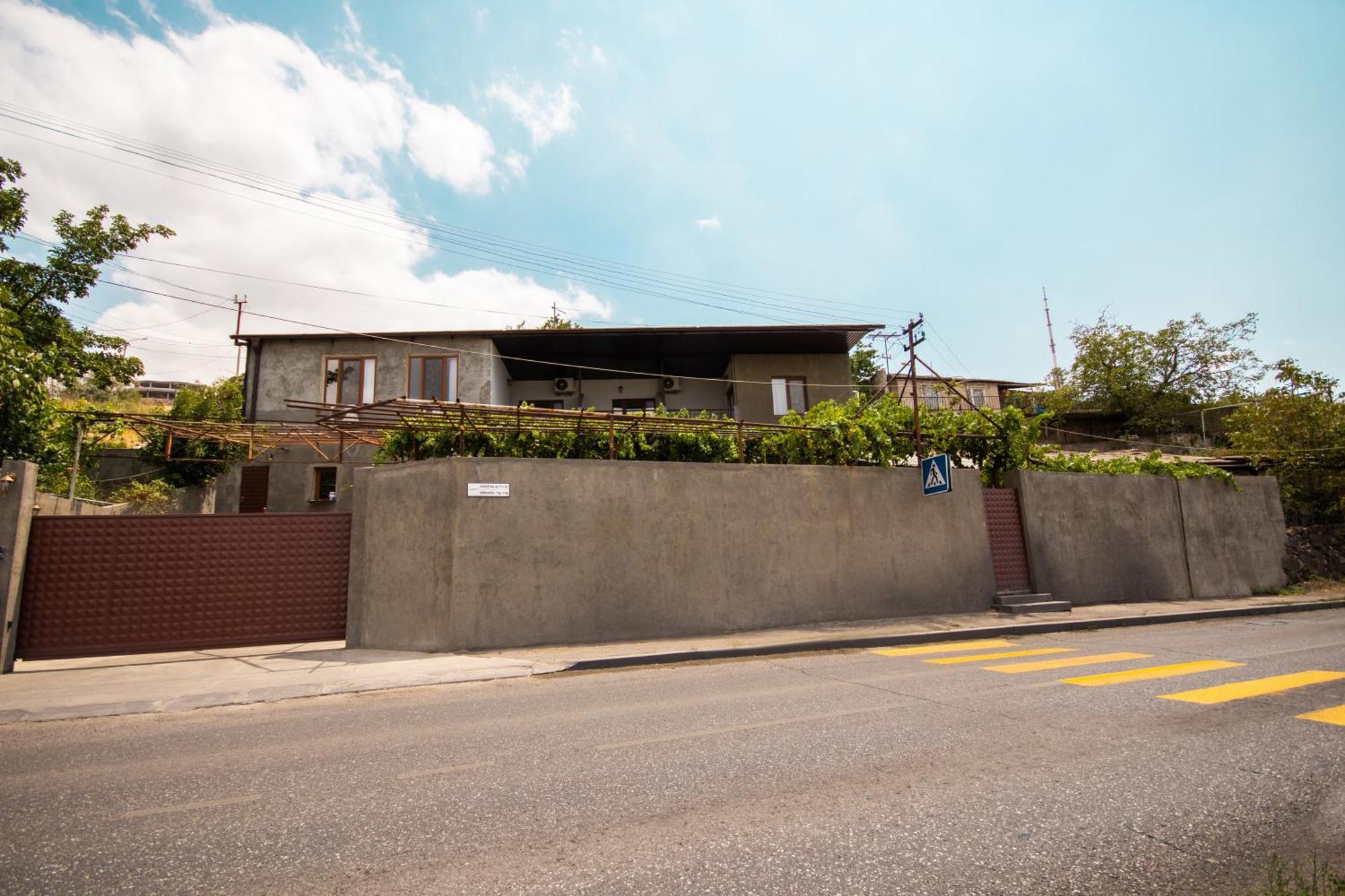 יירבאן Hillside Guest House מראה חיצוני תמונה