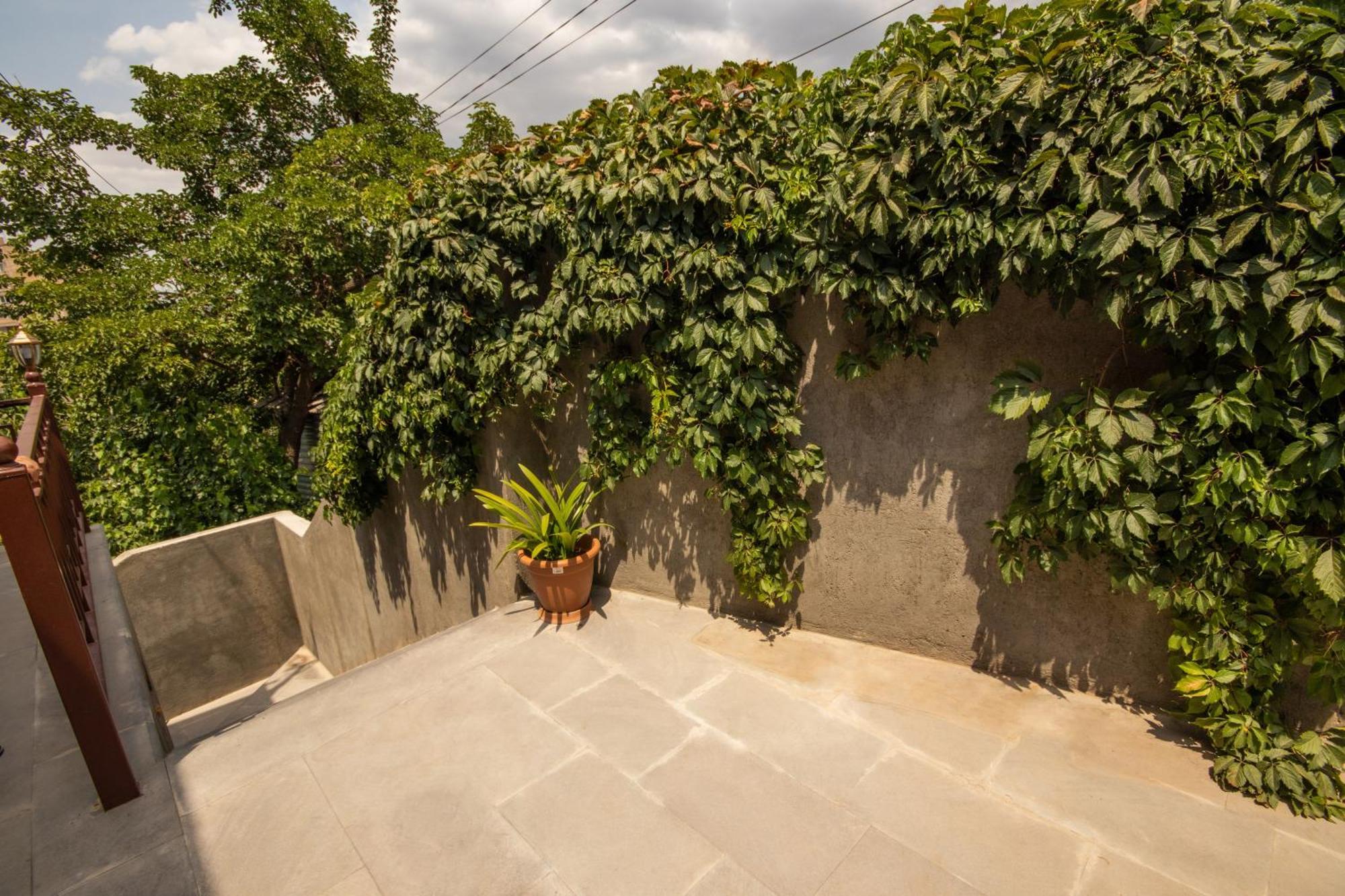 יירבאן Hillside Guest House מראה חיצוני תמונה